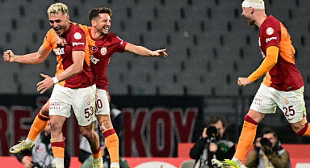 Galatasaray deplasmanda zorlu karşılaşmadan 3-2 galip ayrıldı