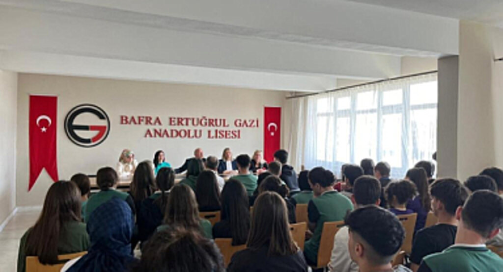 Lise Öğrencilerine Kariyer Gelişimi ve Mesleki Hedef Belirleme Semineri