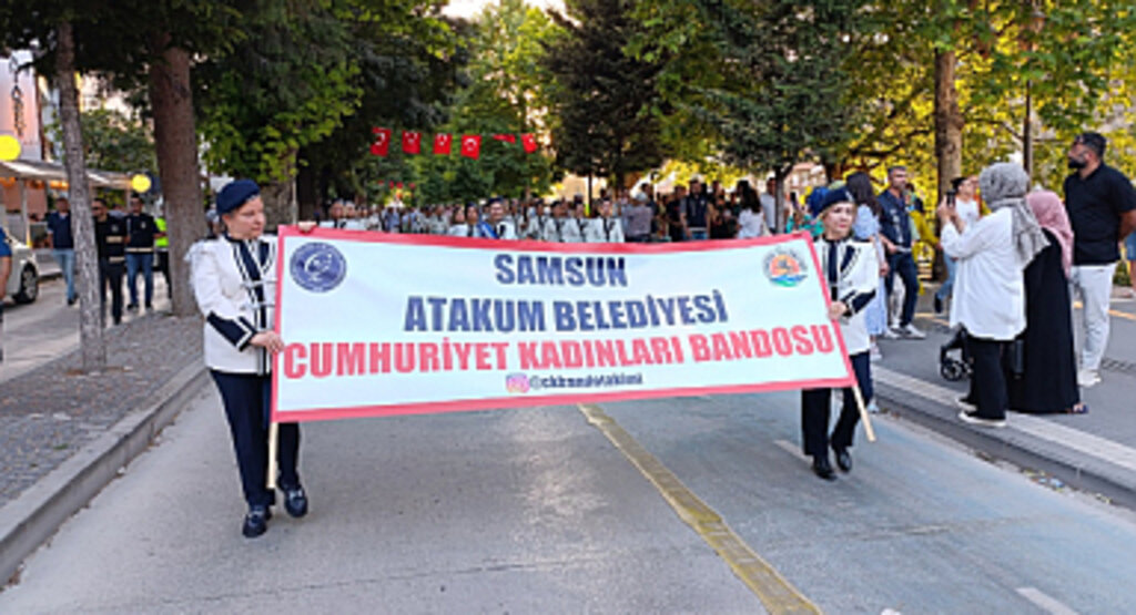 Atakum Cumhuriyet Kadınları Bandosu Amasya'da
