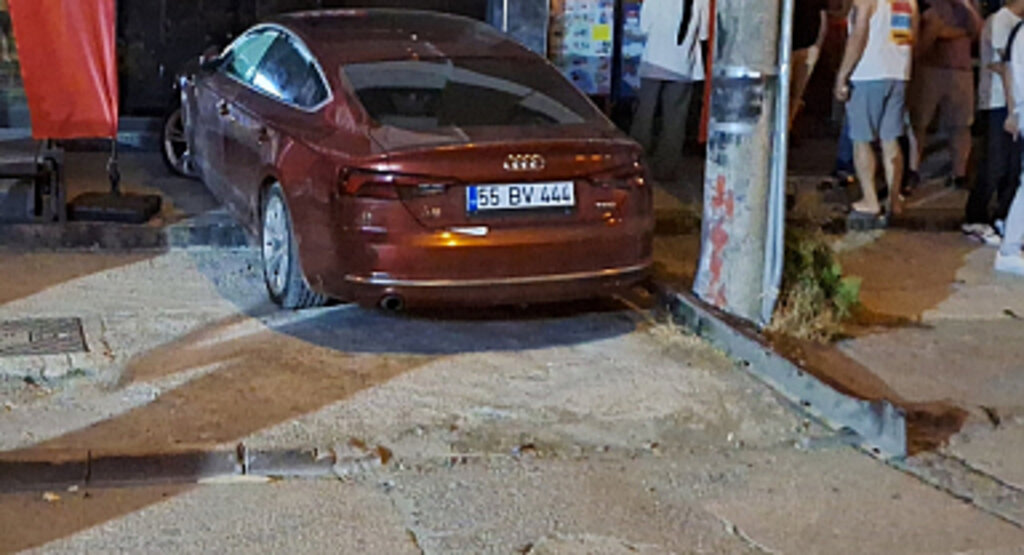 Bafra'da Kaza: 4 Yaralı!