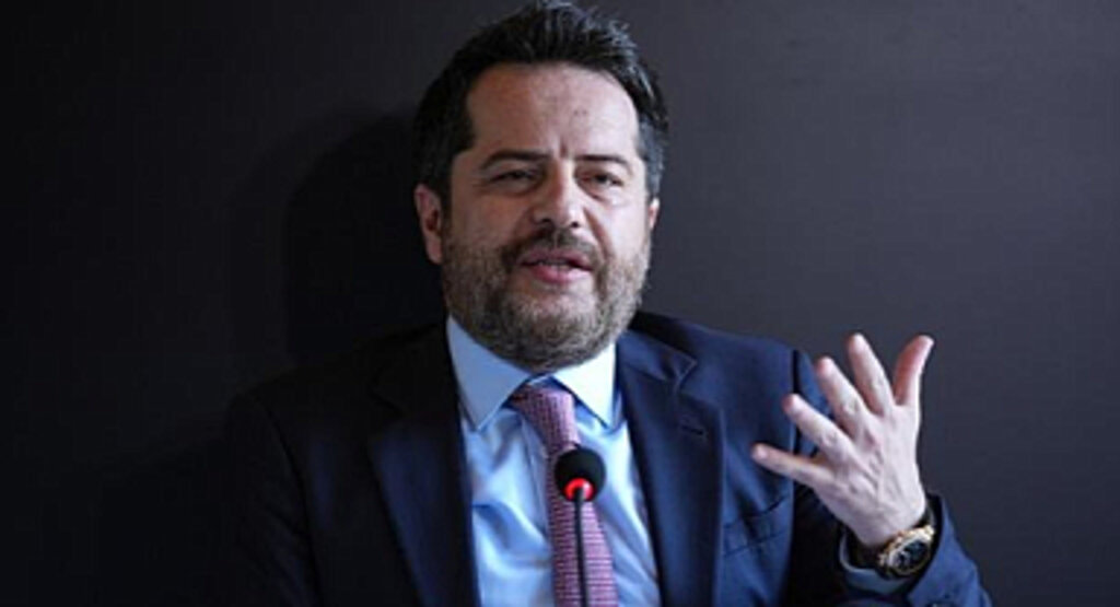 Galatasaray'da Şok Ayrılık! Erden Timur Görevinden Resmen İstifa Etti