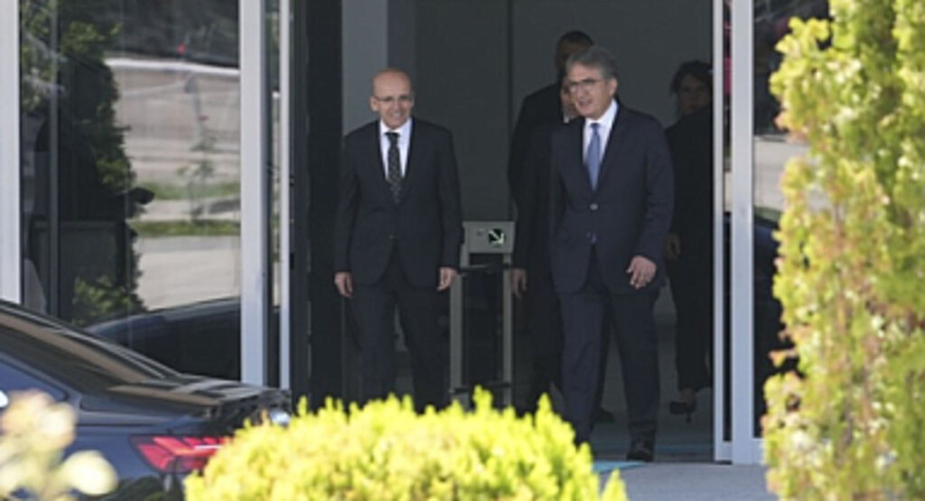 Mehmet Şimşek, CHP'li Yalçın Karatepe'nin Açıklamalarına Tepki Gösterdi
