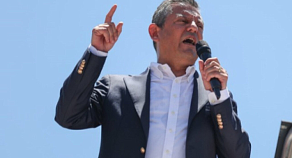 Özgür Özel'den Depremzedelere Destek: 