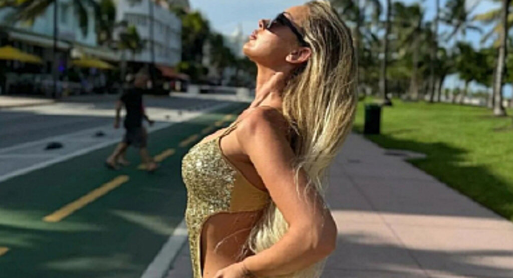 Petek Dinçöz Miami'de Tatil Keyfi Yaşıyor