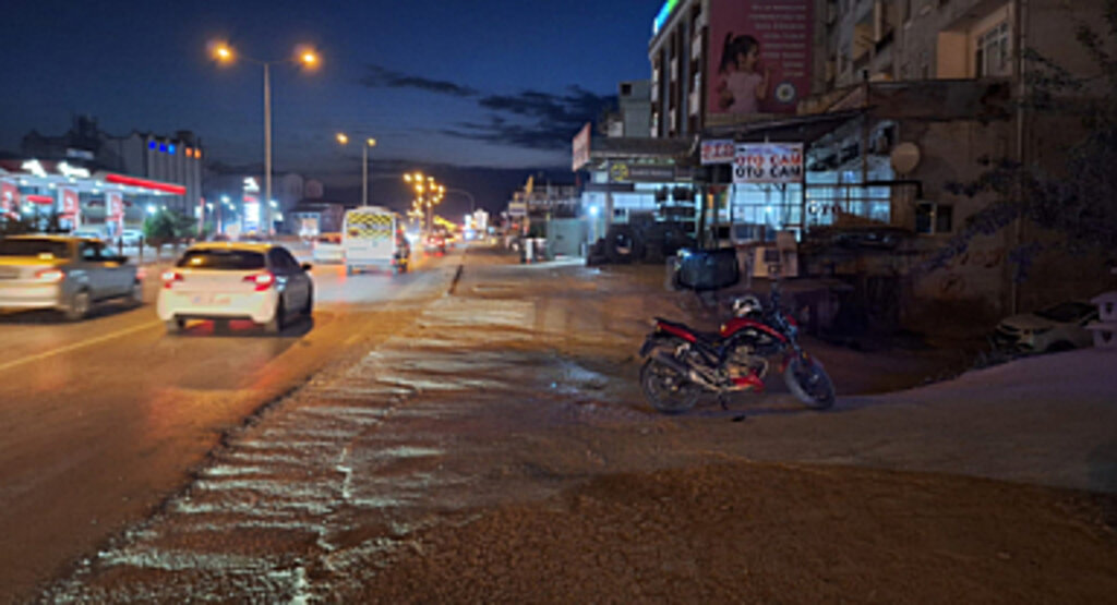 Samsun'da Devrilen Motosikletin Sürücüsü Yaralandı