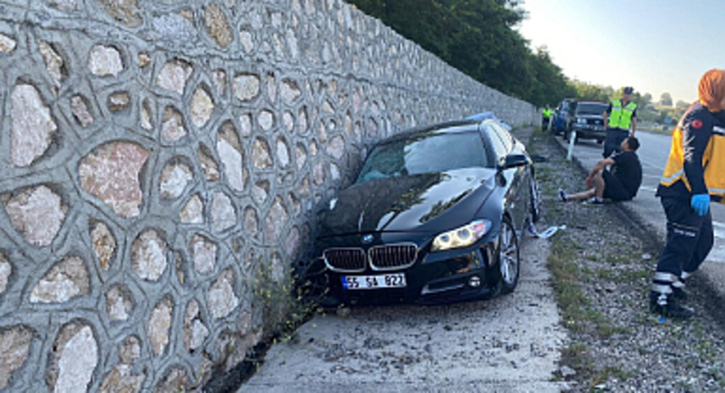 Samsunlu Aile Amasya'da Kaza Yaptı: 1 Ölü, 4 Yaralı