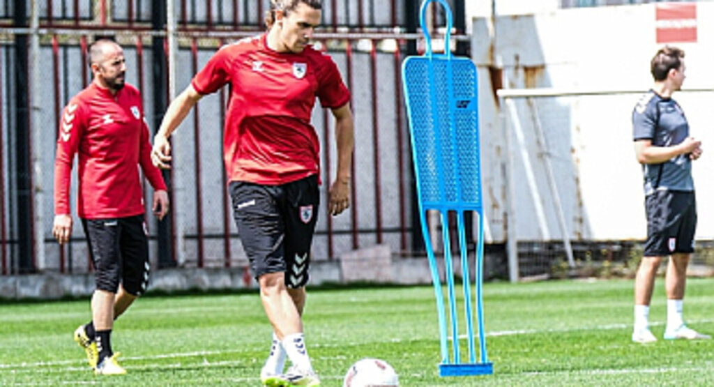 Samsunspor, Taylan Antalyalı İçin Galatasaray'la Görüşüyor