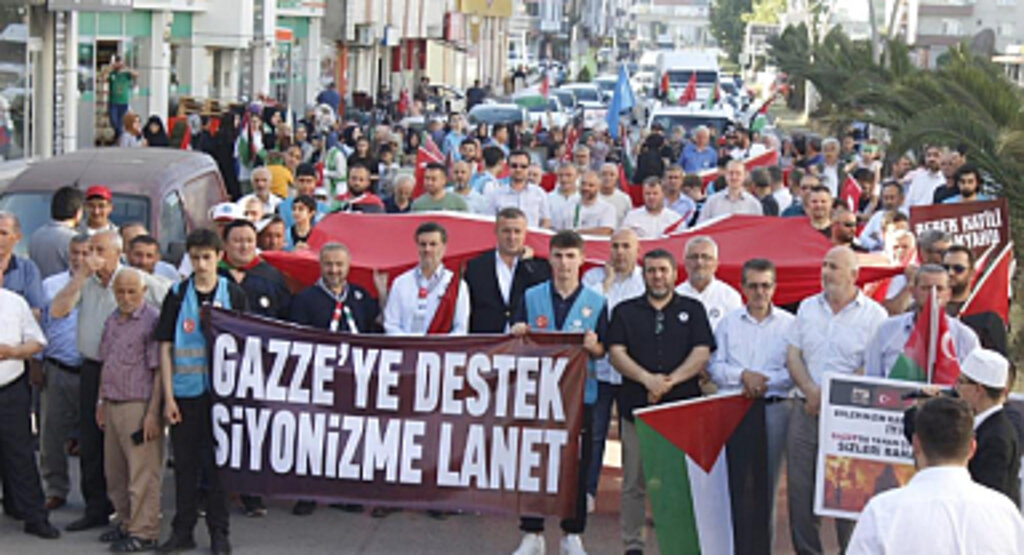 Tekkeköy’de İsrail’e Lanet, Filistin’e Destek Yürüyüşü