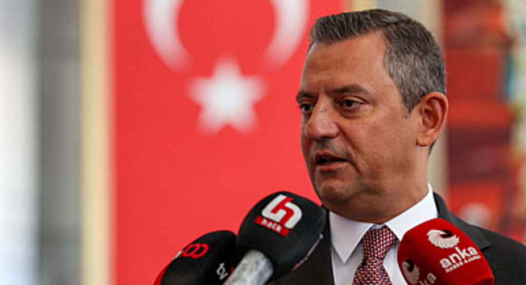 CHP Esad İle Görüşmek İçin Suriye'ye Gidiyor