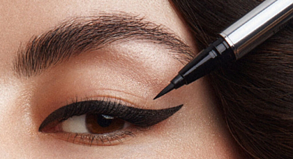 Göz Şekline Göre Eyeliner Uygulama Rehberi