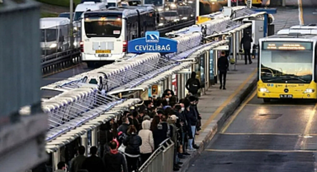 İBB'den İş Arayanlara Ücretsiz Ulaşım Desteği