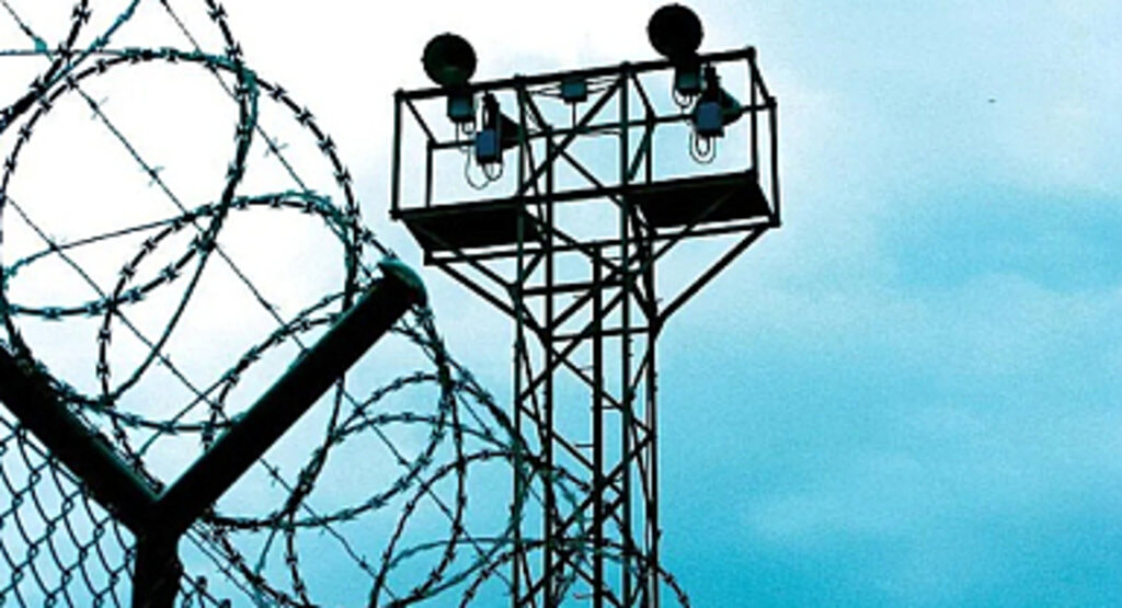 Mahkumlar Firar Etti, Bölgeye Giriş ve Çıkışlar Durduruldu