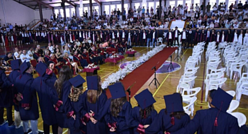 OMÜ Yaşar Doğu Spor Bilimleri Fakültesinde Mezuniyet Heyecanı