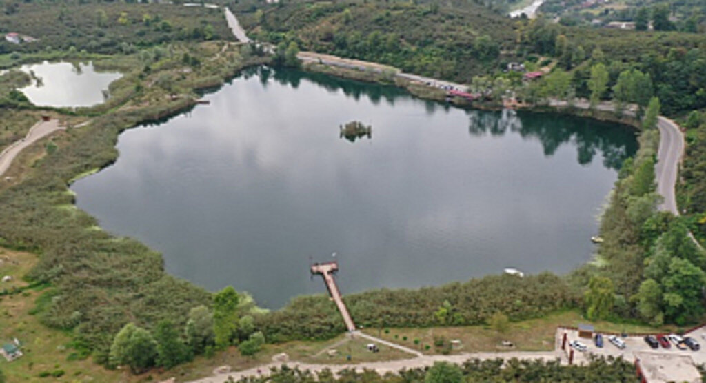 Gaga Gölü 3 Ayda 100 Bin Ziyaretçi Ağırladı