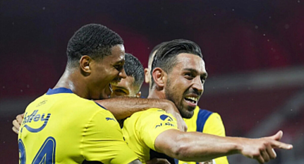 Lille, Fenerbahçe'yi 2-1 Mağlup Etti Tur İstanbul'a Kaldı
