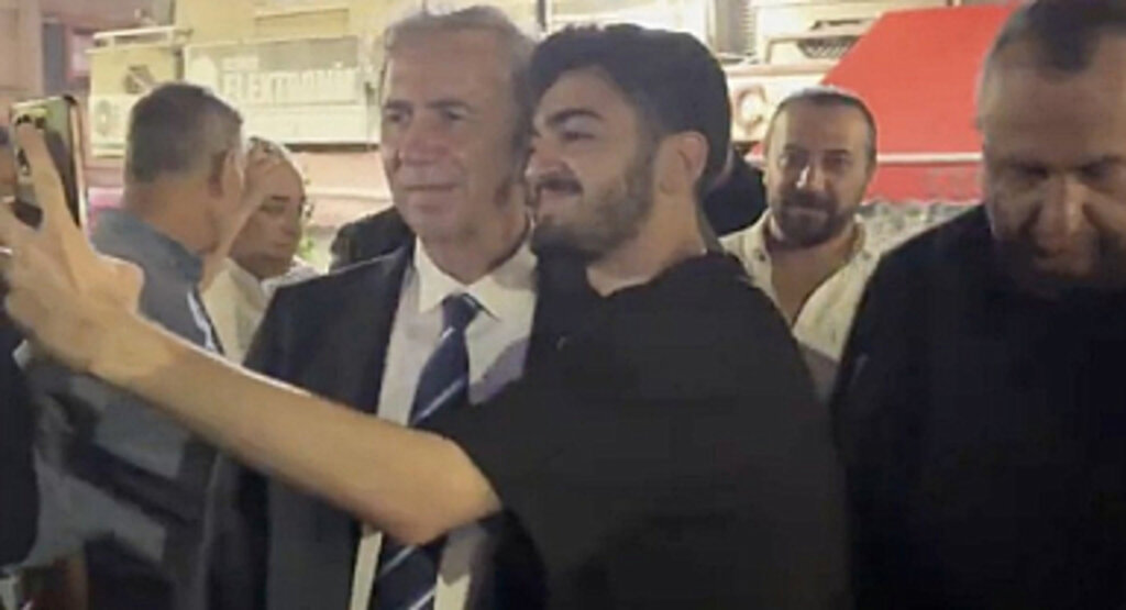 Mansur Yavaş Sivas'ta