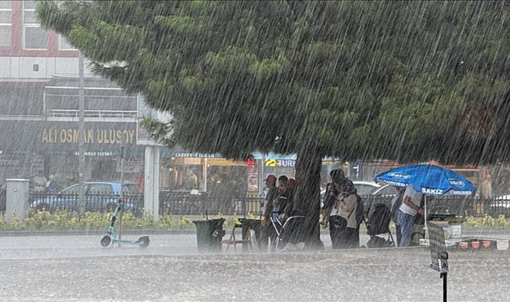 Samsun Dikkat! Kuvvetli Yağış Geliyor