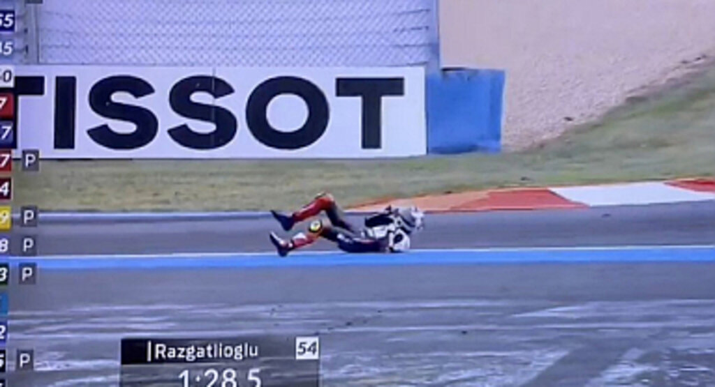 Toprak Razgatlıoğlu WSBK Fransa Antrenmanında Kaza Geçirdi