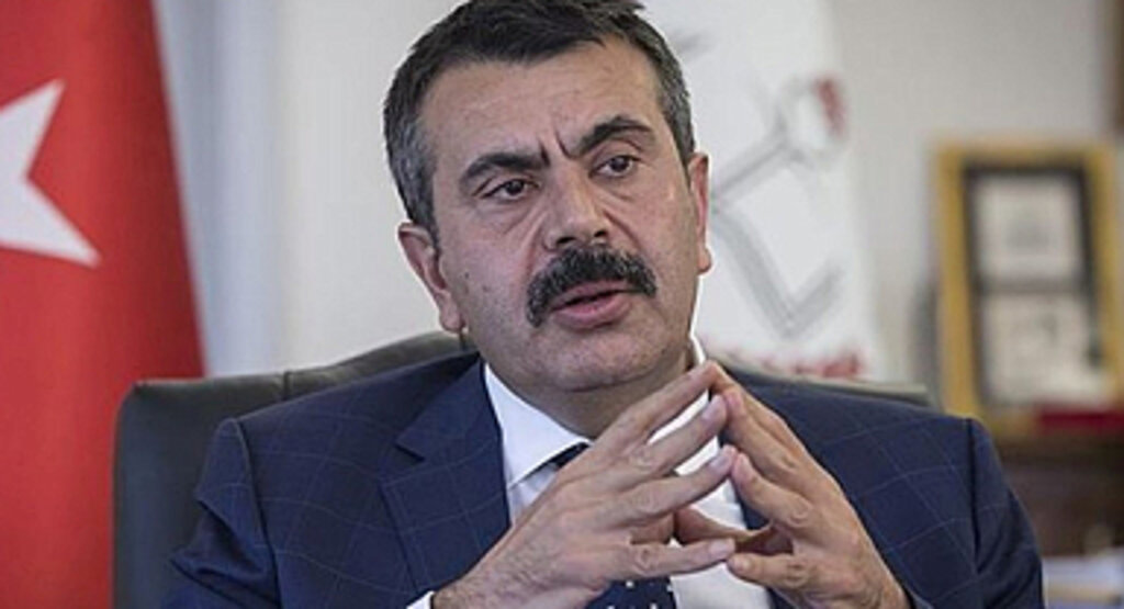 Yusuf Tekin'den İmamoğlu ve Özgür Özel'e Ağır Sözler