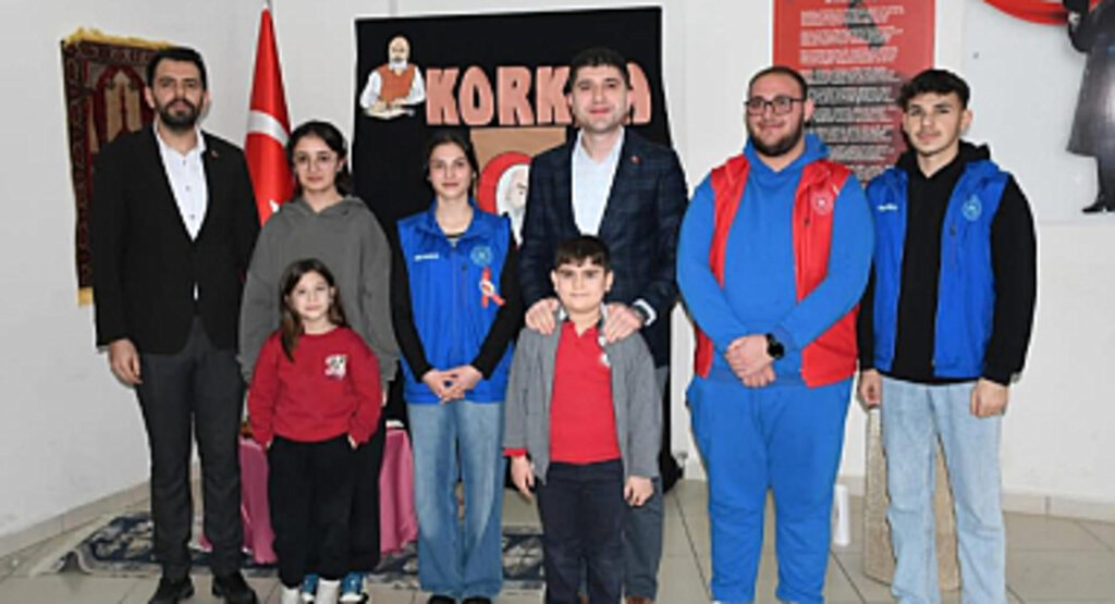 Alaçam’da Mehmet Akif Ersoy’a Duygusal Anma Programı