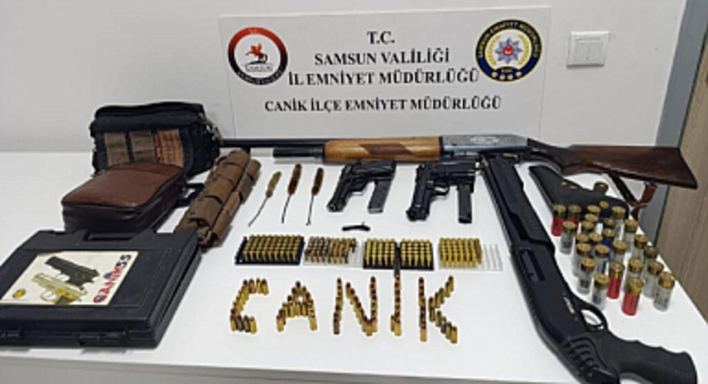 Canik’te Çok Sayıda Silah Ele Geçirildi
