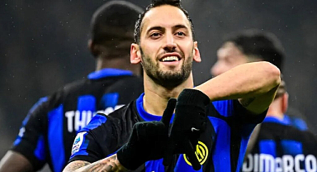 Inter Taraftarları Hakan Çalhanoğlu’nu Ayın Oyuncusu Seçti