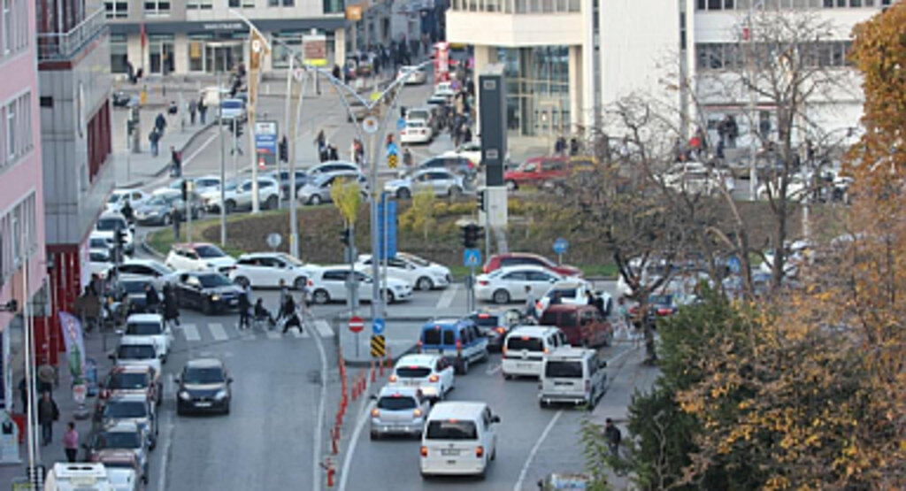 Samsun'da Trafiğe Kayıtlı Araç Sayısı 492 Bine Ulaştı
