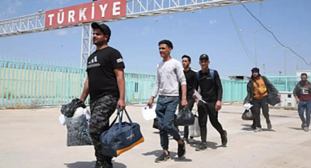 Suriye'de Rejim Değişti, Suriyeliler Ülkelerine Dönecek mi?