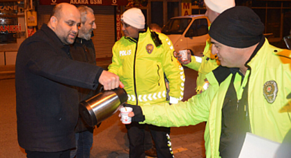 MHP’li Yüksel’den Yılbaşı Mesaisindekilere Ziyaret