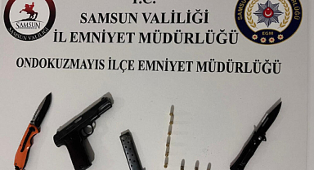 Ondokuzmayıs’ta Narko-Alan Denetimi: Tabanca ve Bıçaklar Ele Geçirildi