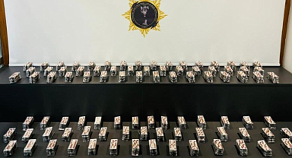 Samsun’da 7600 Adet Sentetik Ecza ile Yakalandılar