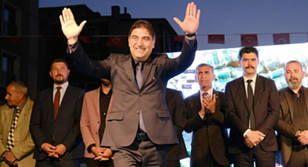 Ünal Karaman İYİ Parti'den İstifa Etti