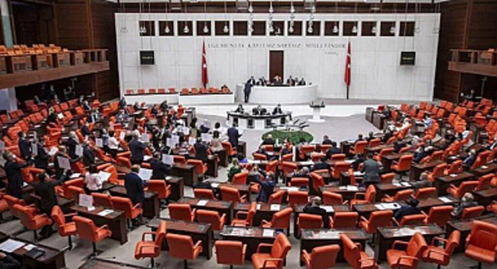 Yeni Haftada Meclis'te Kritik Görüşmeler