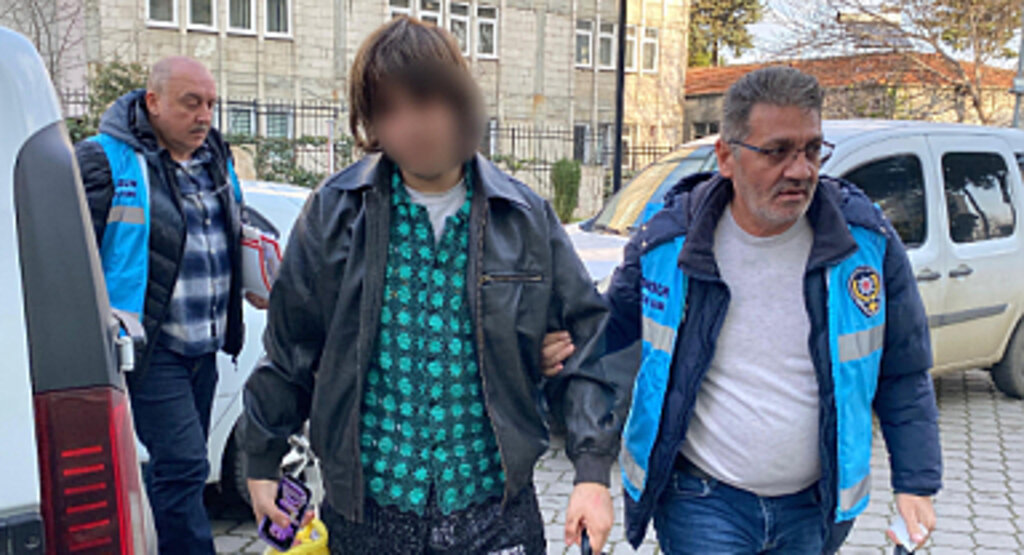 AVM Hırsızlarına Suçüstü! İki Şüpheli Gözaltına Alındı