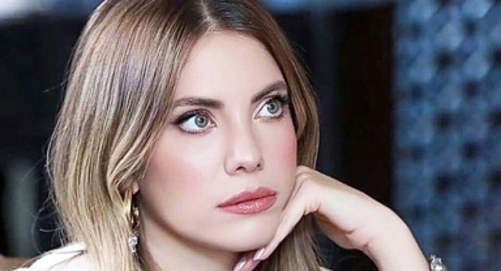 Eda Ece ‘Şakir Paşa Ailesi’ İçin Resim Derslerine Başladı!