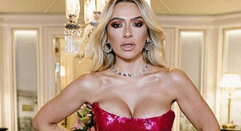 Hadise'nin Cesur Kombini Olay Oldu! Takipçilerden Yorum Yağdı