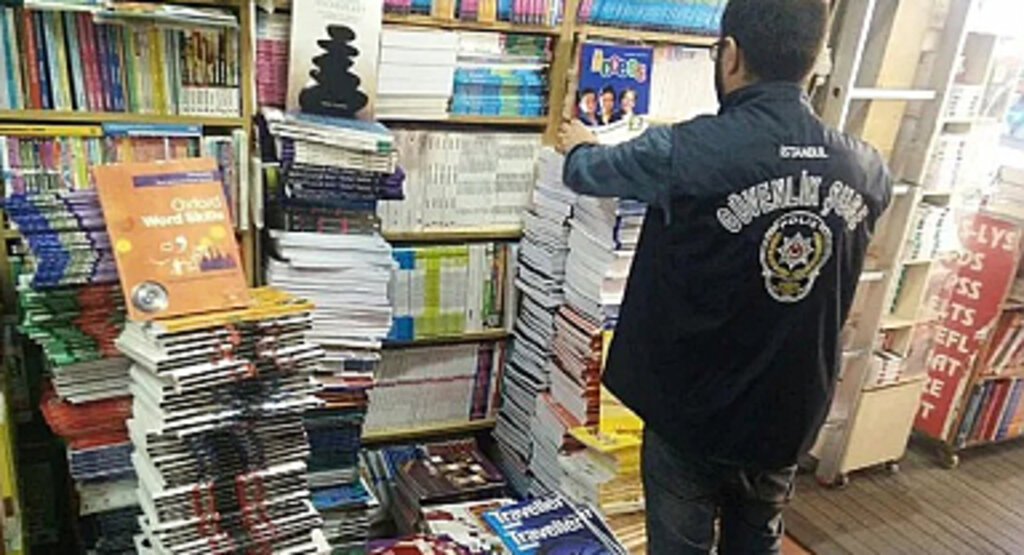İstanbul’da Korsan Kitap Operasyonu: Binlerce Kitap Ele Geçirildi