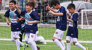 Geleceğin Yıldızları Samsun’da Sahaya Çıktı