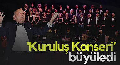 Samsun'da Kuruluş Konseri Ayakta Alkışlandı
