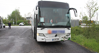 Samsun'da Yolcu Otobüsü İki Araca Çarptı: 1 Yaralı