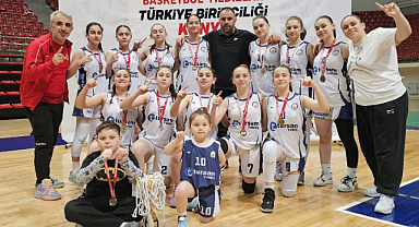 Samsunlu Yıldız Kızlar Türkiye Şampiyonu Oldu