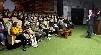 Voleybolcular Bafra’da Hem Yarıştı Hem Gezdi