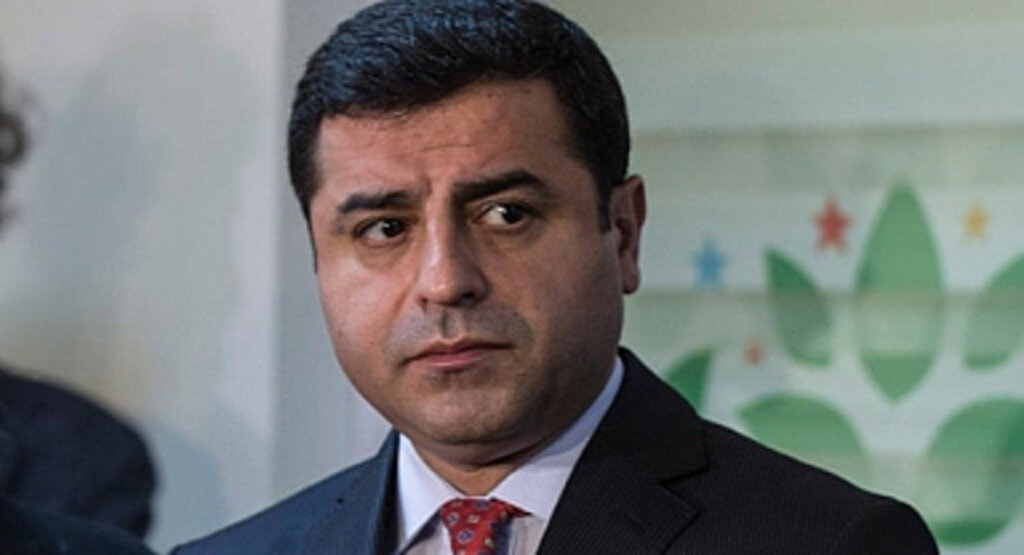 Demirtaş İçin Siyaset Sinyali AK Parti'den Geldi