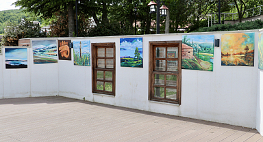 Ladik'te Uluslararası Sanat Sergisi Açıldı