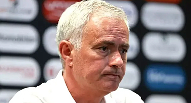 Mourinho Resmen Açıkladı: Bazı Ayrılıklar Olacak...
