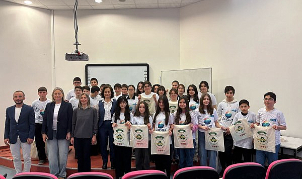 OMÜ'den Öğrencilere Mikroplastik Eğitimi ve Deniz Analizi
