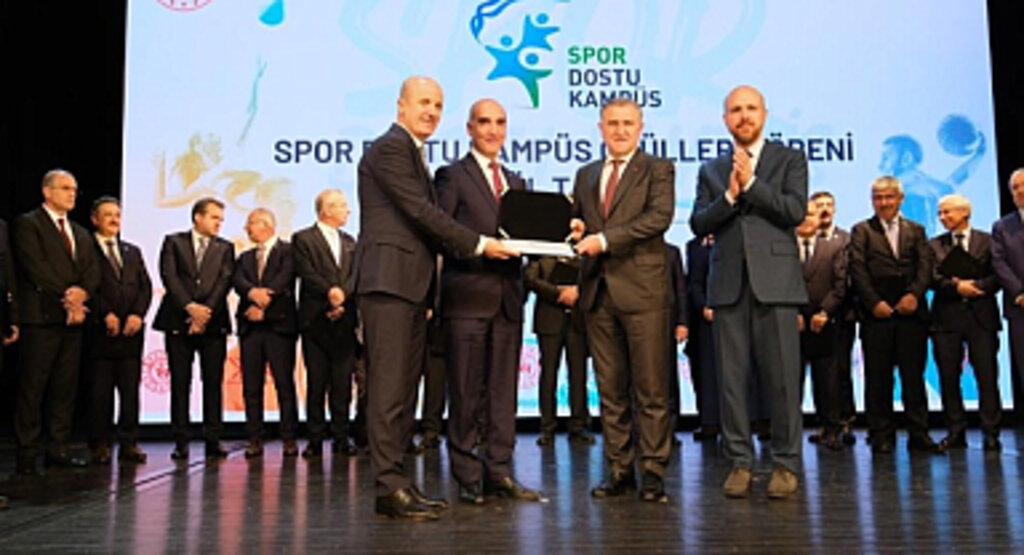 OMÜ’ye Spor Dostu Kampüs Sertifikası Verildi