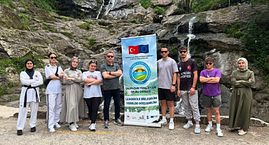 Salıpazarı’nda Gençlerden Temizlik ve Doğa Mesajı