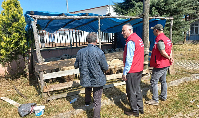 Salıpazarı'nda Kurban Satış Yerlerine Sıkı Denetim