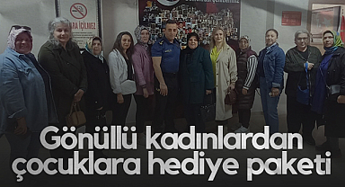 Samsun'da Gönüllü Kadınlardan Çocuklara Hediye Paketi